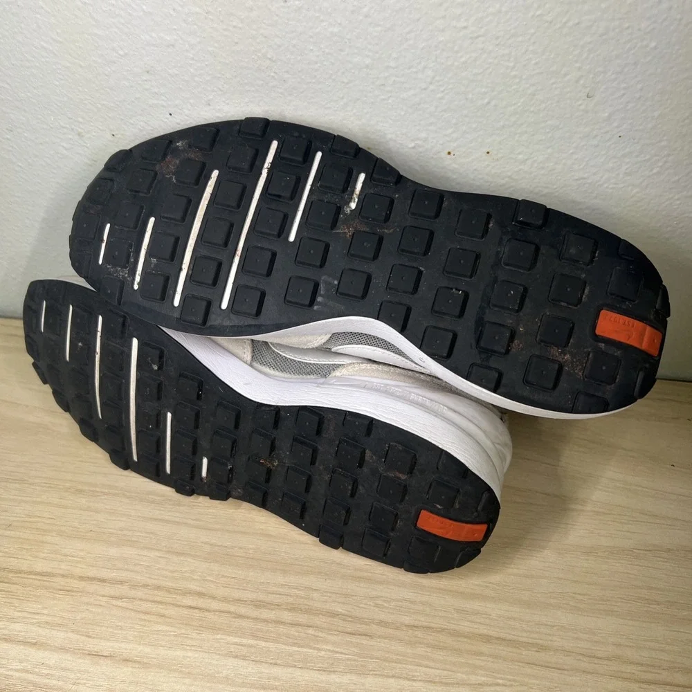 Nike Waffle One Shoes Mens Size 6Y DC0481-100 Mesh Suede Running Sneakers‎